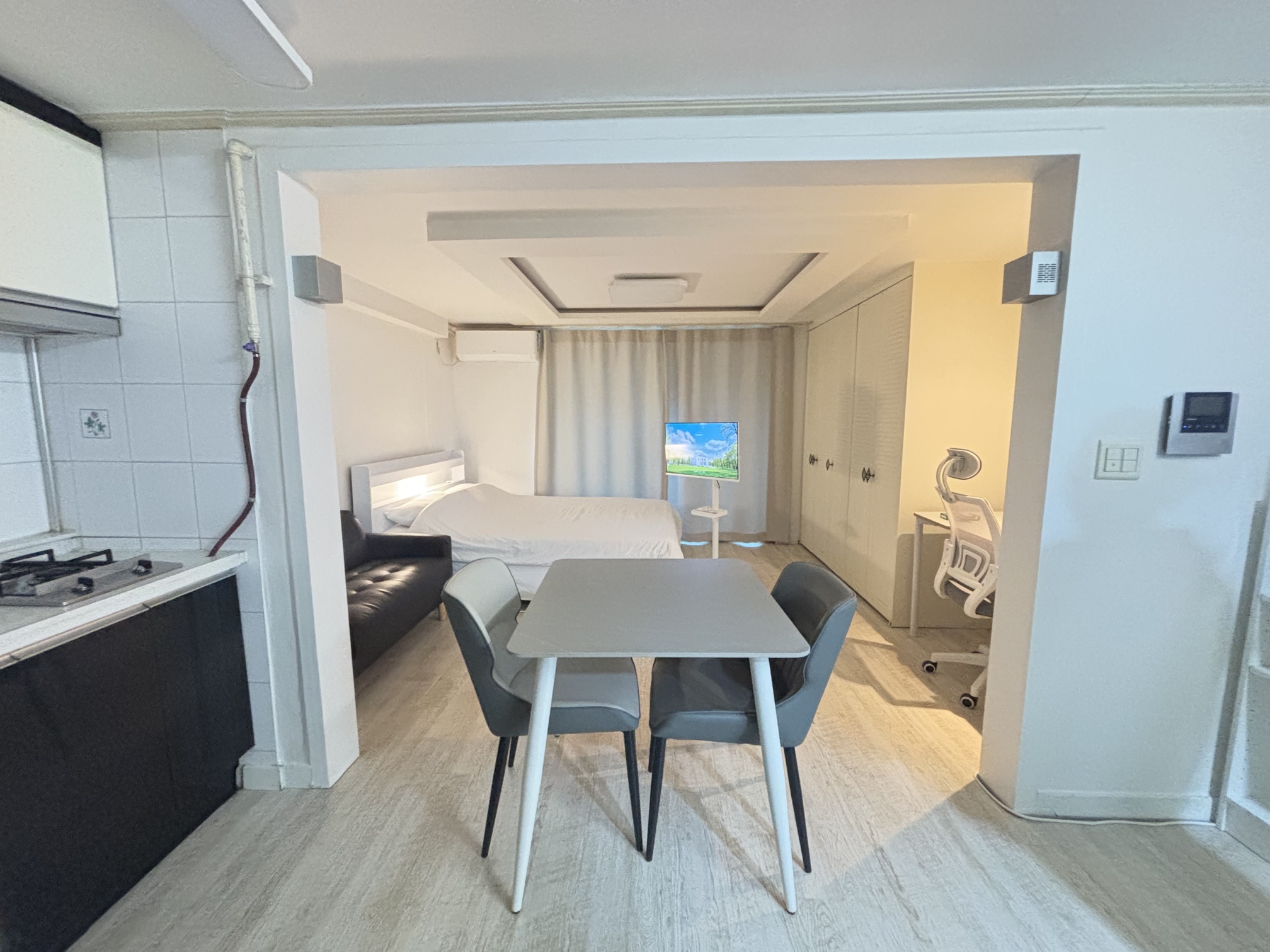 Dabang, shall we coffee gallery image