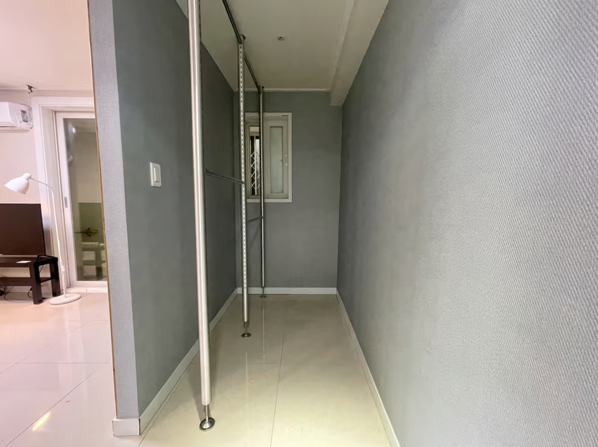 Goyo, Stillness in Motion gallery image