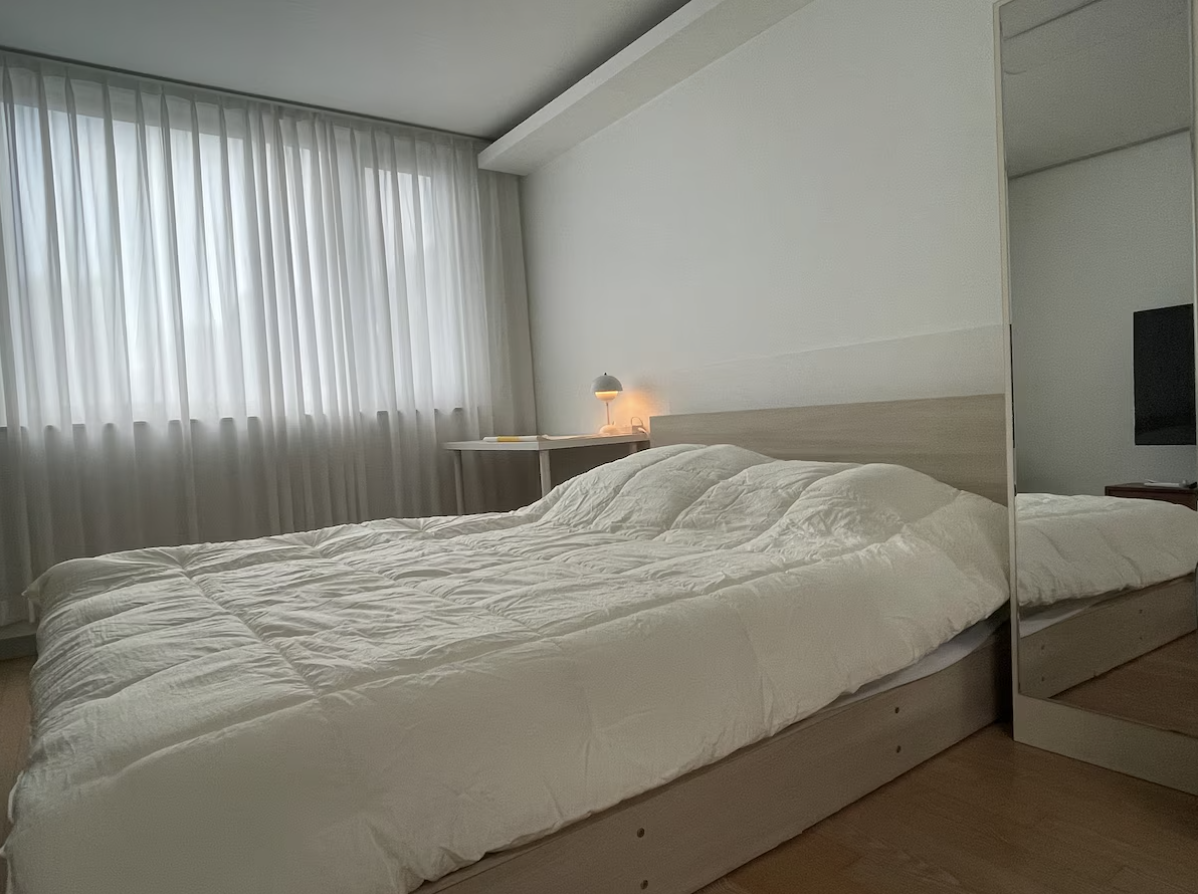 Zanzan, gentle toast to your day gallery image