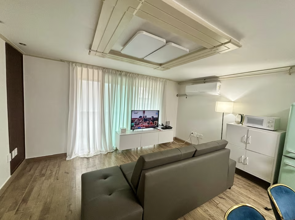 Doran, happy together gallery image