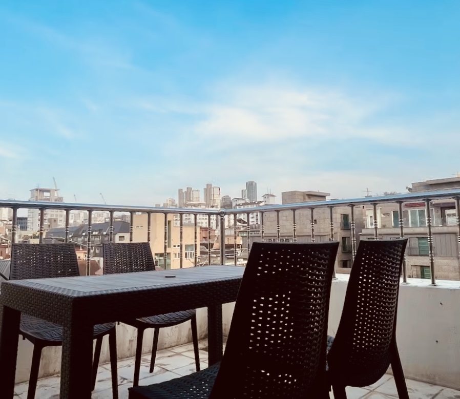 Boda, blue 12m above gallery image